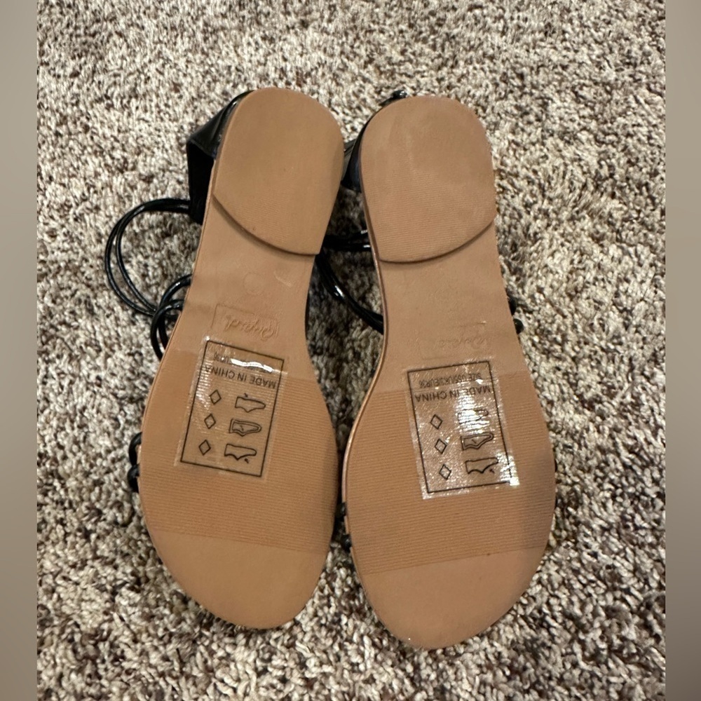 NWT BLACK STRAPPY ZIP SANDALS - Picture 3 of 3